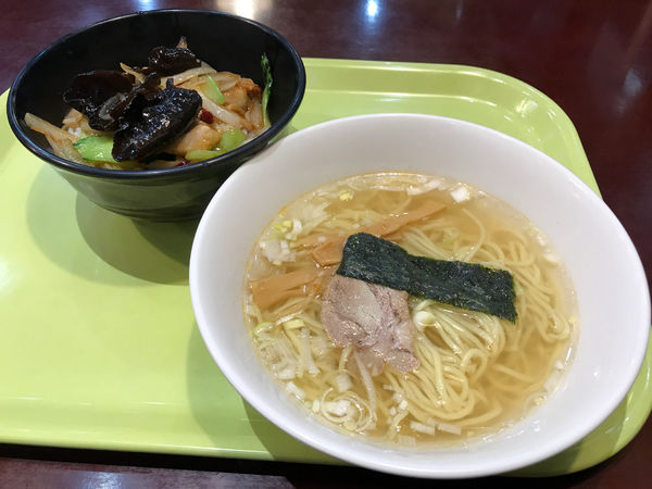 「塩ラーメン　380円」@北京餃子の写真