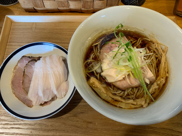 「鶏と昆布水のそば　チャーシュー」@中華蕎麦 はざまの写真