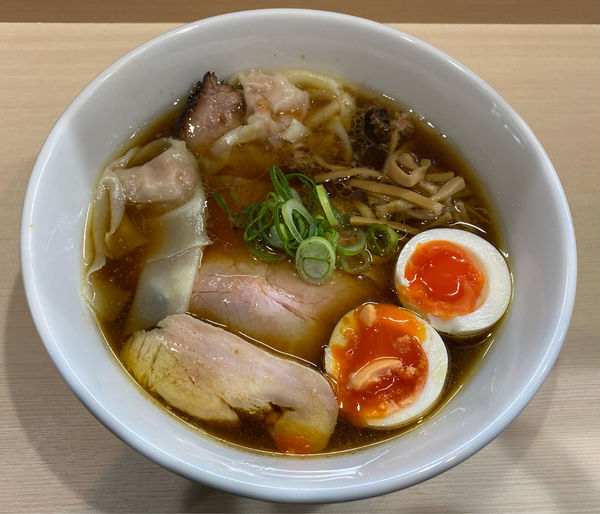 「醤油らーめん」@手揉み中華そば 中村の写真