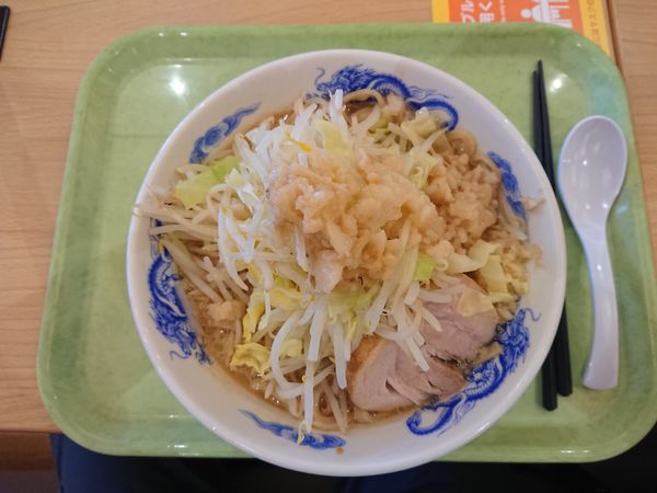 「ラーメン￥700(ヤサイチョイ増し、アブラ、生姜)」@ジャンクガレッジ イオンレイクタウンmori店の写真