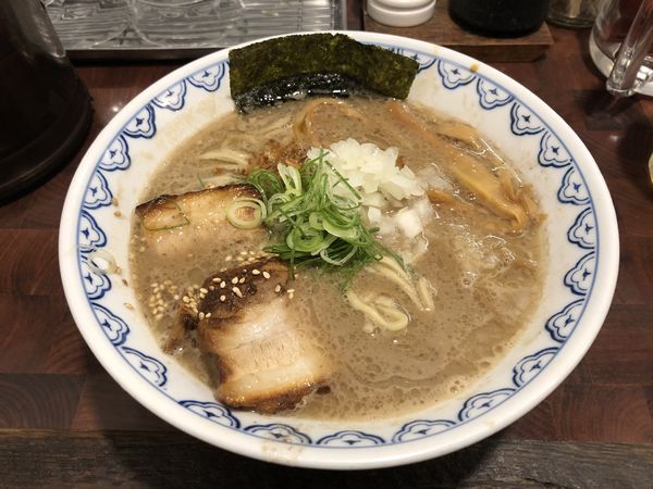 「らーめん 790円」@麺や 庄のの写真