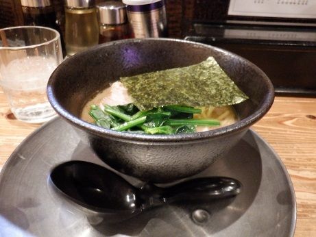 「ラーメン（小）」@らーめん五葉 上福岡西口駅前店の写真