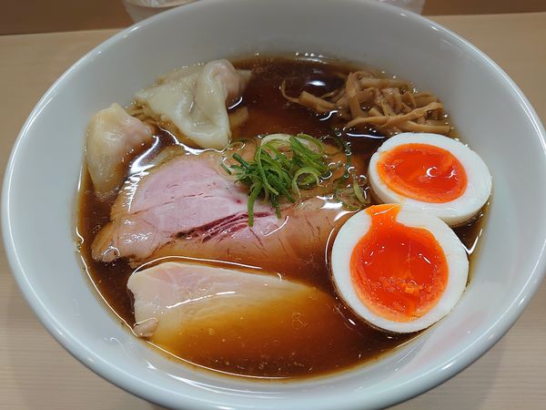 「特製中華そば」@手揉み中華そば 中村の写真