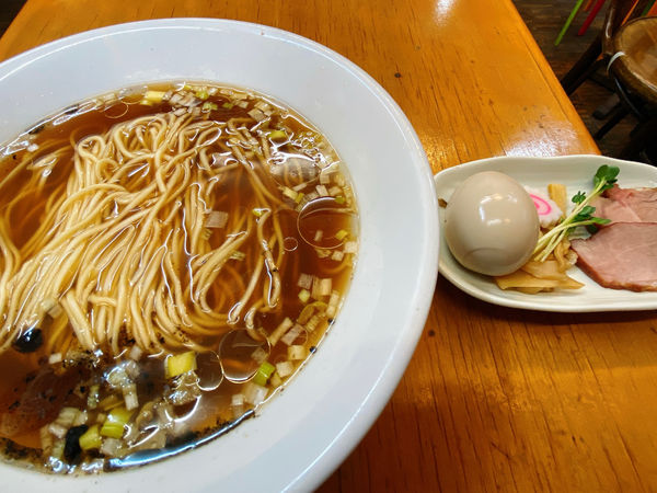 「はまぐり中華そば¥850、味玉¥100」@麺酒処 ふくろうの写真
