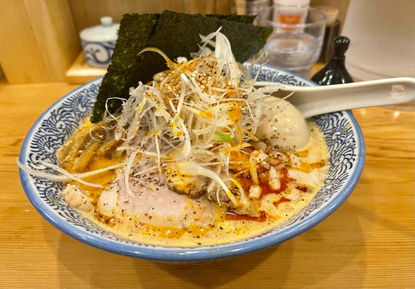 「特製ごまの辛いそば（数量限定）」@中華そば 笑歩の写真