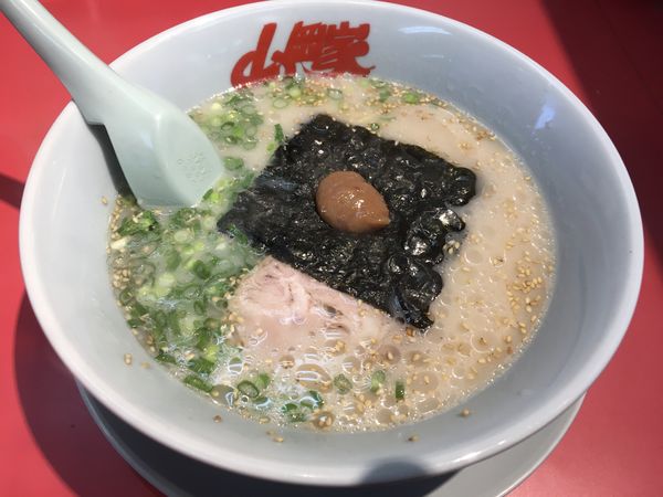 「朝ラーメン(470¥)」@ラーメン山岡家 水戸城南店の写真