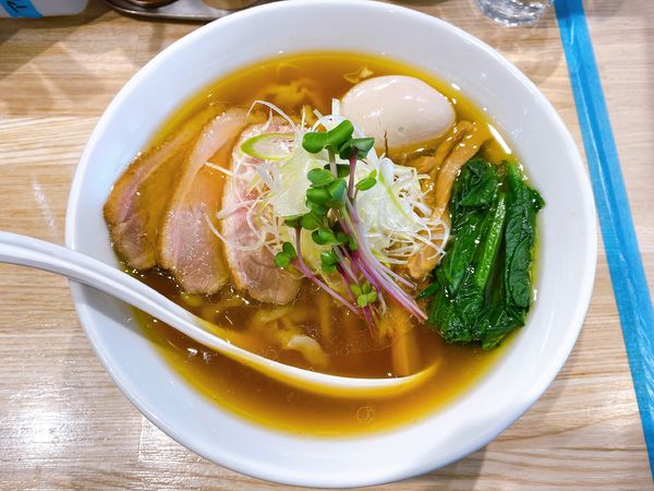 「手揉み中華ソバ 味玉入り:950円」@中華ソバ ビリケンの写真