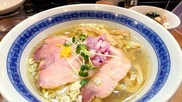 「【昼】いりこラーメン+おまかせ丼」@MENクライの写真