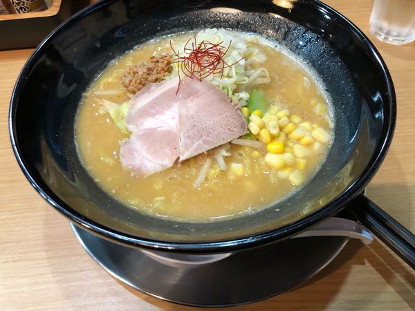 「鶏白湯みそラーメン ¥800」@らぁめん 萬の写真