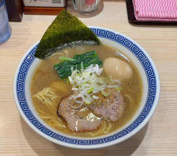 「味玉醤油ラーメン」@麺屋二代目 弘の写真