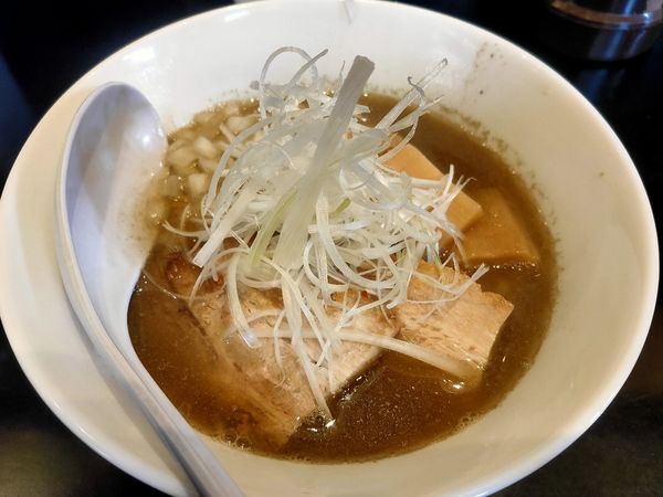 「煮干中華そば ハード+1up(半替玉) 860+50円」@煮干中華そば のじじR 本所吾妻橋の写真