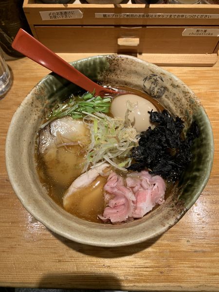 「特製焼きあご塩らー麺」@焼きあご塩らー麺 たかはし 新宿本店の写真