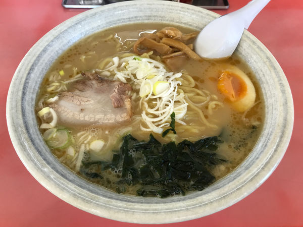 「ラーメン 中盛　605円」@元祖ラーメンショップ 国見店の写真