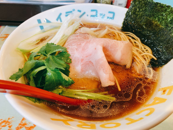 「九絵(クエ)醤油中華ソバ」@ハイデン.コッコFACTORYサマンサ・タマサの写真