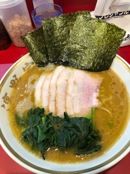 「チャーシュー麺中盛1050円、硬め濃いめ」@ラーメン濱野家の写真