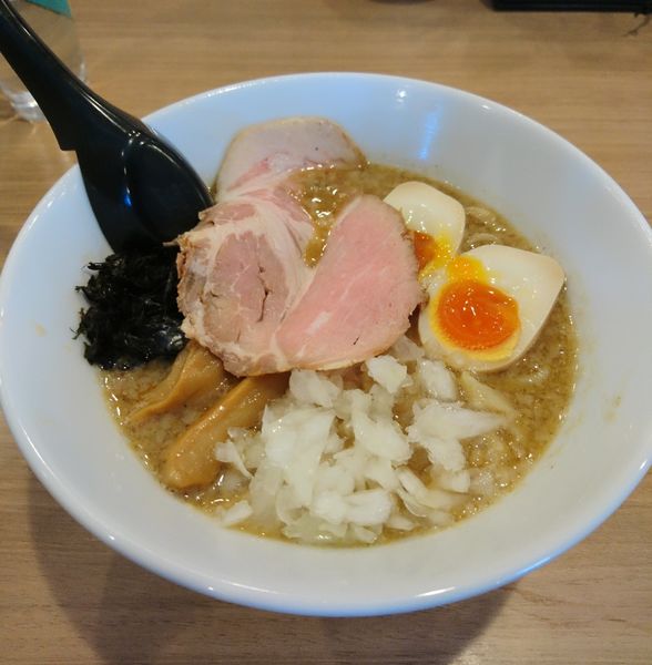 「燕燕燕燕勝手に４条ラーメン普通」@ラーメン酒場 天狗の写真