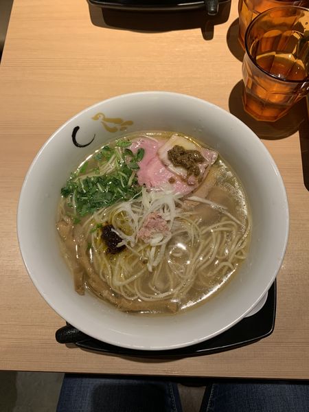 「真鯛と蛤の塩そば」@SOBAHOUSE 金色不如帰 新宿御苑本店の写真