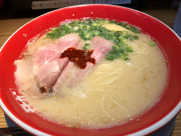 「鉄鍋替玉セット1000円」@モヒカンらーめん 味壱家の写真