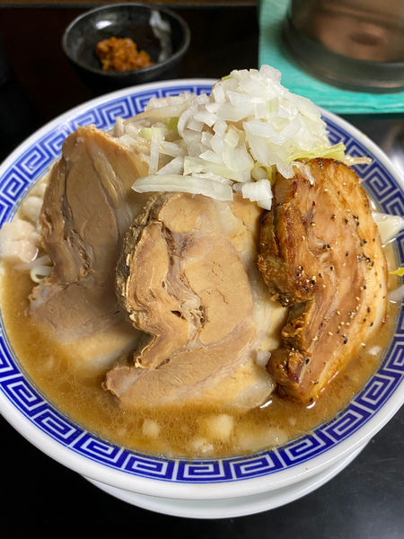 「豚そば 1020円 中盛(サービス)」@雷神屋の写真