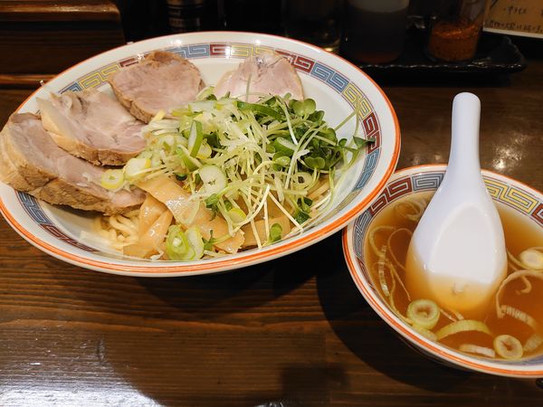 「チャーシュー油そば(930円)」@宝華らぁめん 国分寺店の写真