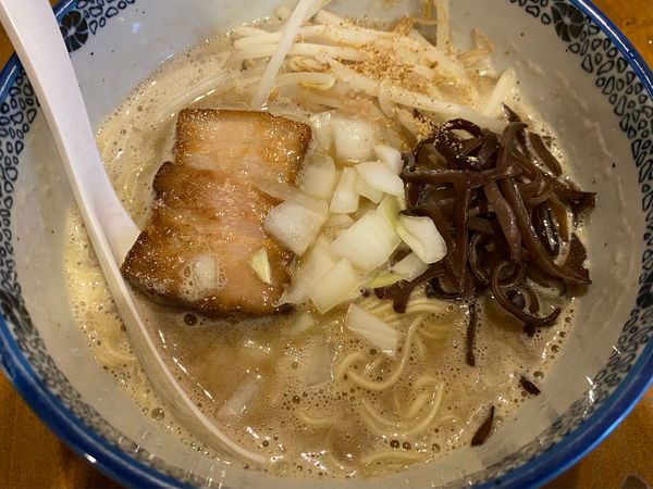 「豚骨らーめん」@三鷹食堂いなりの写真