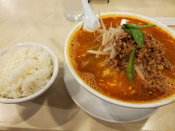 「カレー担々麺1000円＋小ライス100円」@赤坂飯店 パレスサイドビル店の写真