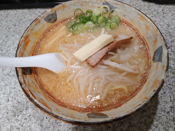「みそバターラーメン」@八龍 千代田店の写真