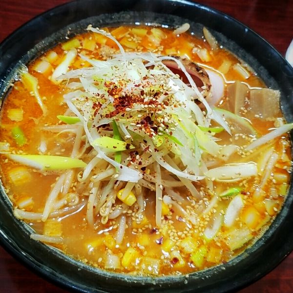 「ピリ辛味噌ラーメン（中辛）1000円」@麺処 本日晴天の写真