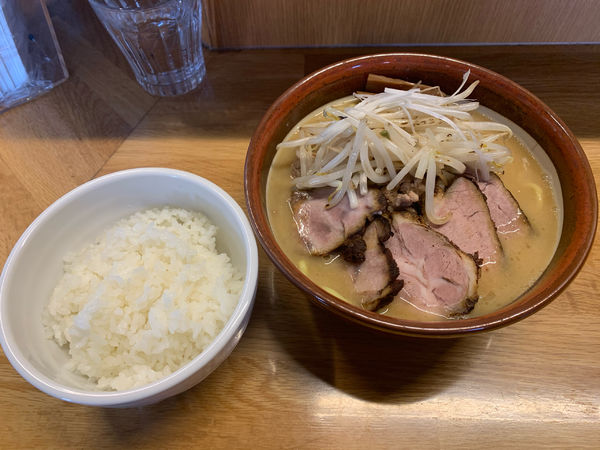 「味噌ラーメン＋チャーシュー　ライス」@味噌っ子 ふっくの写真