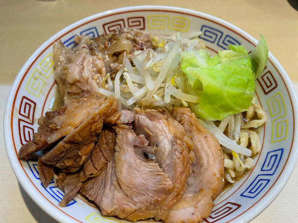 「豚増しらーめん　少なめ」@らーめん 陸 尾山台店の写真