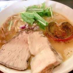 鶏白湯しょうゆ