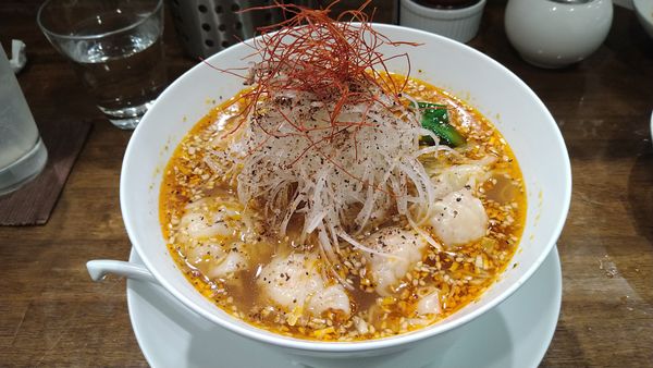 「酸辣湯¥950+海老ワンタン5個¥400+ビール他+アテ」@創作麺工房 鳴龍の写真