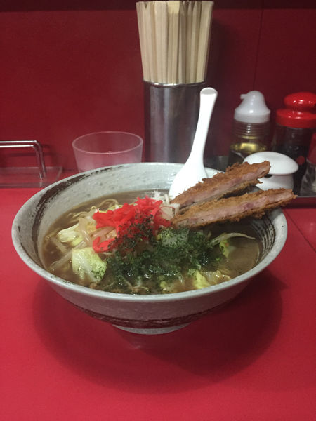 「ソースラーメンハムかつ乗せ850円 20160317」@中華料理 大輦の写真
