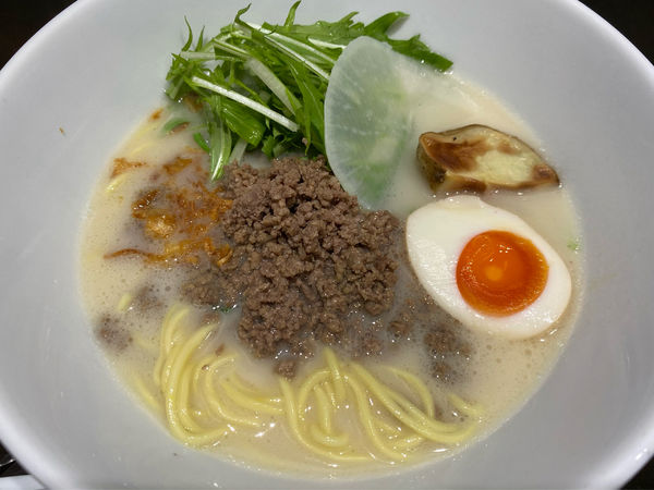 「牛骨白湯拉麺 コムタン」@五瞭の写真