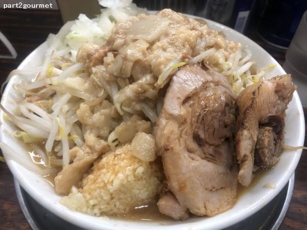 「小ラーメン 「ニンニクアブラタマネギ」(800円)」@麺でる 川崎店の写真