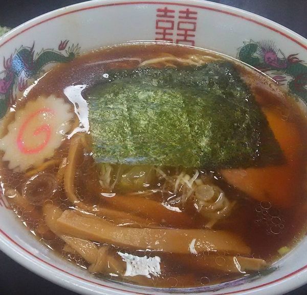 「しょうゆらーめん」@茅橋らーめんの写真