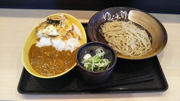「満腹カレーかつ丼セット」@ゆで太郎 谷田部店の写真