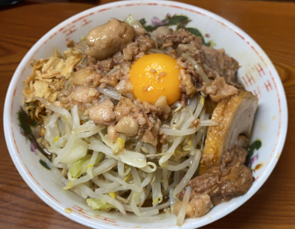「汁なし 麺硬め ヤサイちょいマシ ニンニク アブラ カラメ」@ラーメン二郎 亀戸店の写真