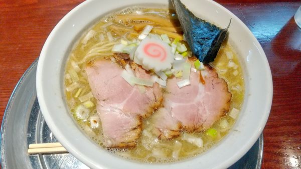 「煮干らーめん（塩）800円」@らーめん 惠本将裕の写真