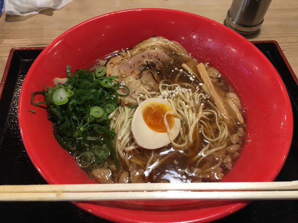 「あぶり醤油ラーメン大盛」@満麺亭の写真