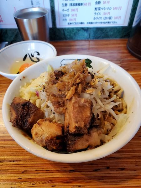 「汁無しそば」@雷 松戸駅東口店の写真