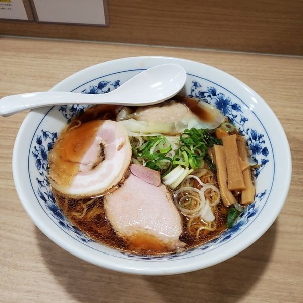 「ラーメンワンタン1個（生姜）」@覆めん 花木の写真