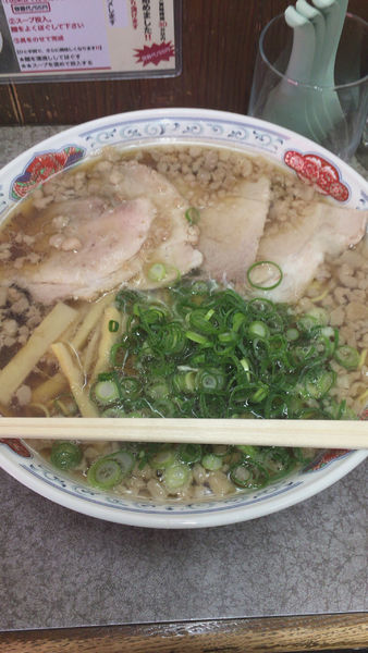 「中華そば特盛背脂多め」@つたふじ 福山支店の写真