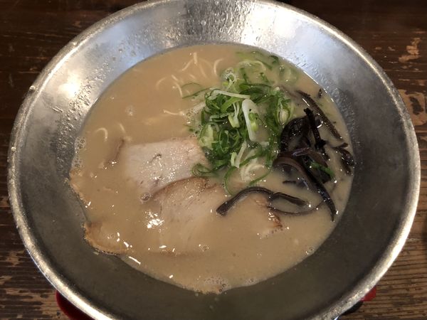 「白とんこつ」@らーめん 極 本店の写真