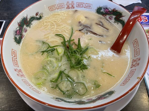 「元祖濃厚初代長浜ラーメン」@博多長浜ラーメン まる長 鶴見緑店の写真