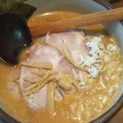 信海みそらーめんトッピングチャーシュー