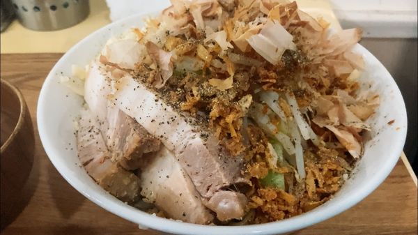 「まぜそば並ジャンク950」@らーめん おうかの写真