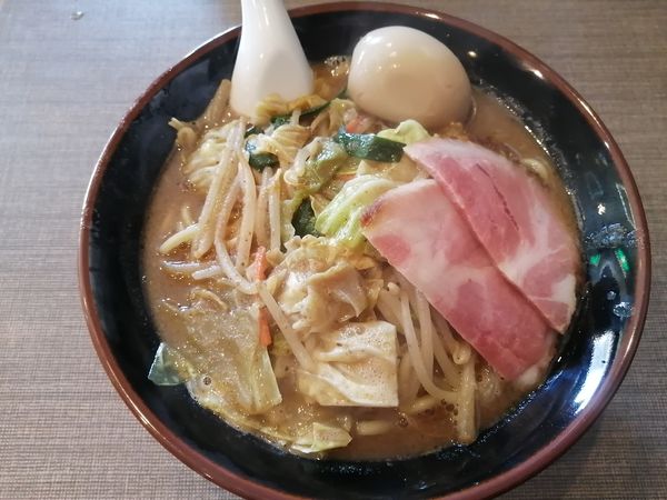 「濃厚野菜味玉らーめん（大盛）」@麺や 旅凮車の写真