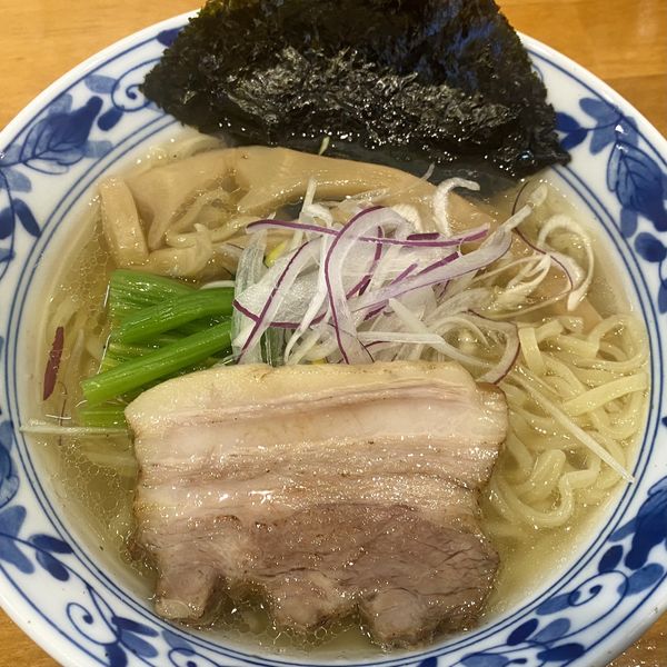 「鶏塩（炙りバラチャーシュー）」@とも笑〜tomoe〜の写真