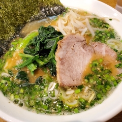 横浜ラーメン 弐七家 弥生台店の画像